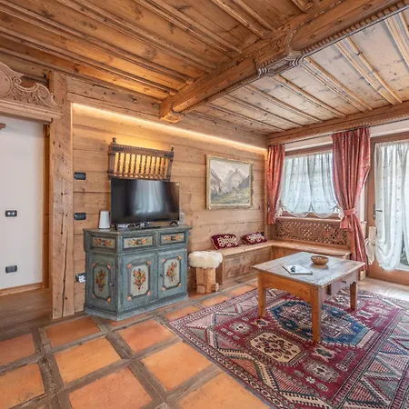 Casa Col, Vicina Alle Piste Da Sci E Con Vista Dolomiti Cortina dʼAmpezzo